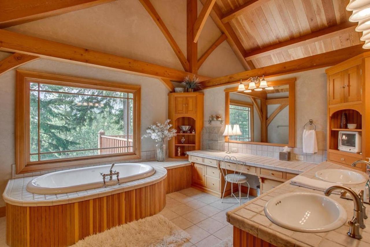 ליבנוורת' Snowgrass Lodge - River, Mountain Views & Hot Tub מראה חיצוני תמונה